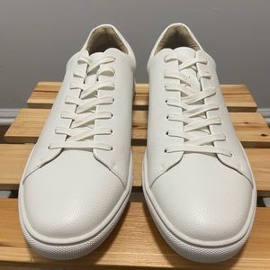 NWOT - Unlisted Stand Sneaker C